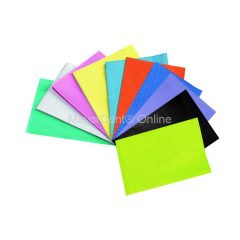 Caja servilletas con 500 unidades distintos colores, Medicom