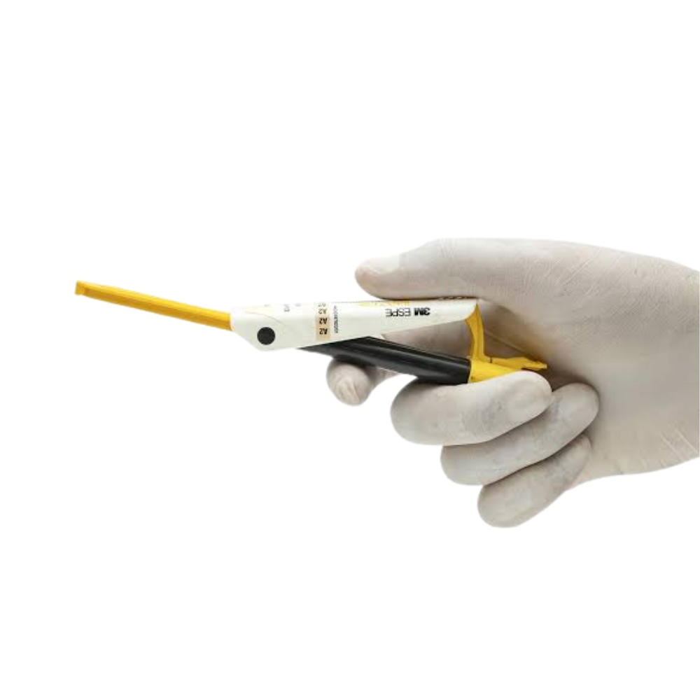 3M™ RelyX™ U200 Clicker Cemento de Resina Adhesiva Universal 11 grs.